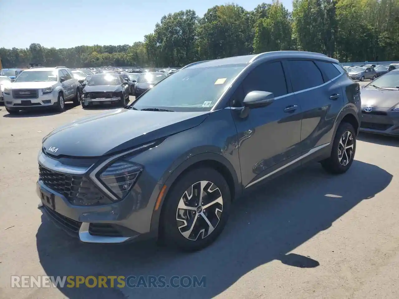 1 Photograph of a damaged car KNDPVCDF0R7249404 KIA SPORTAGE 2024