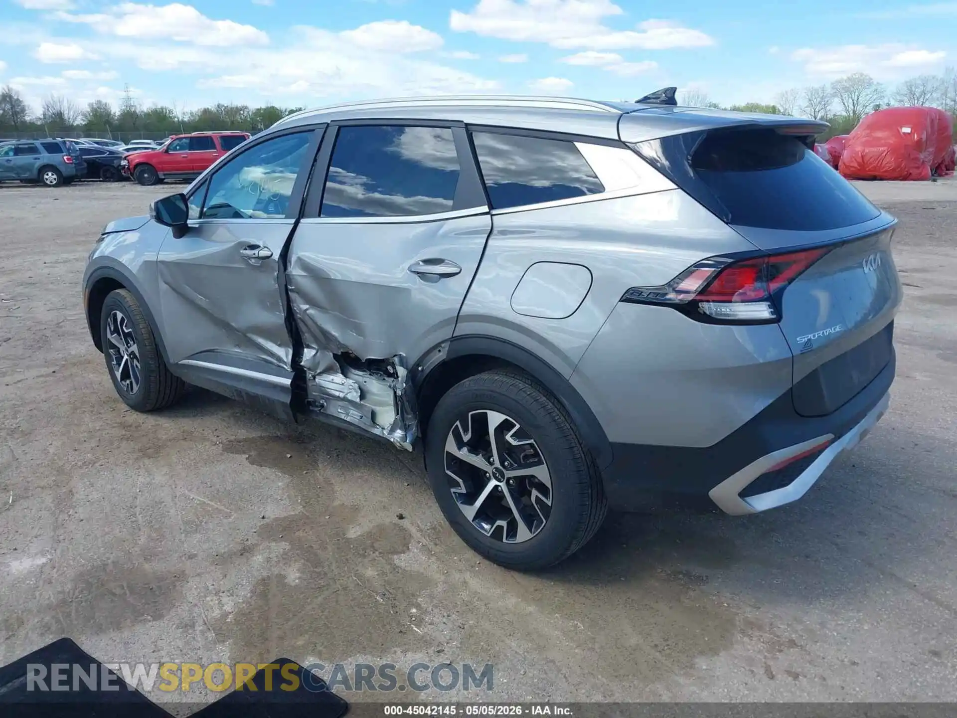 3 Photograph of a damaged car KNDPVCDF2R7310901 KIA SPORTAGE 2024