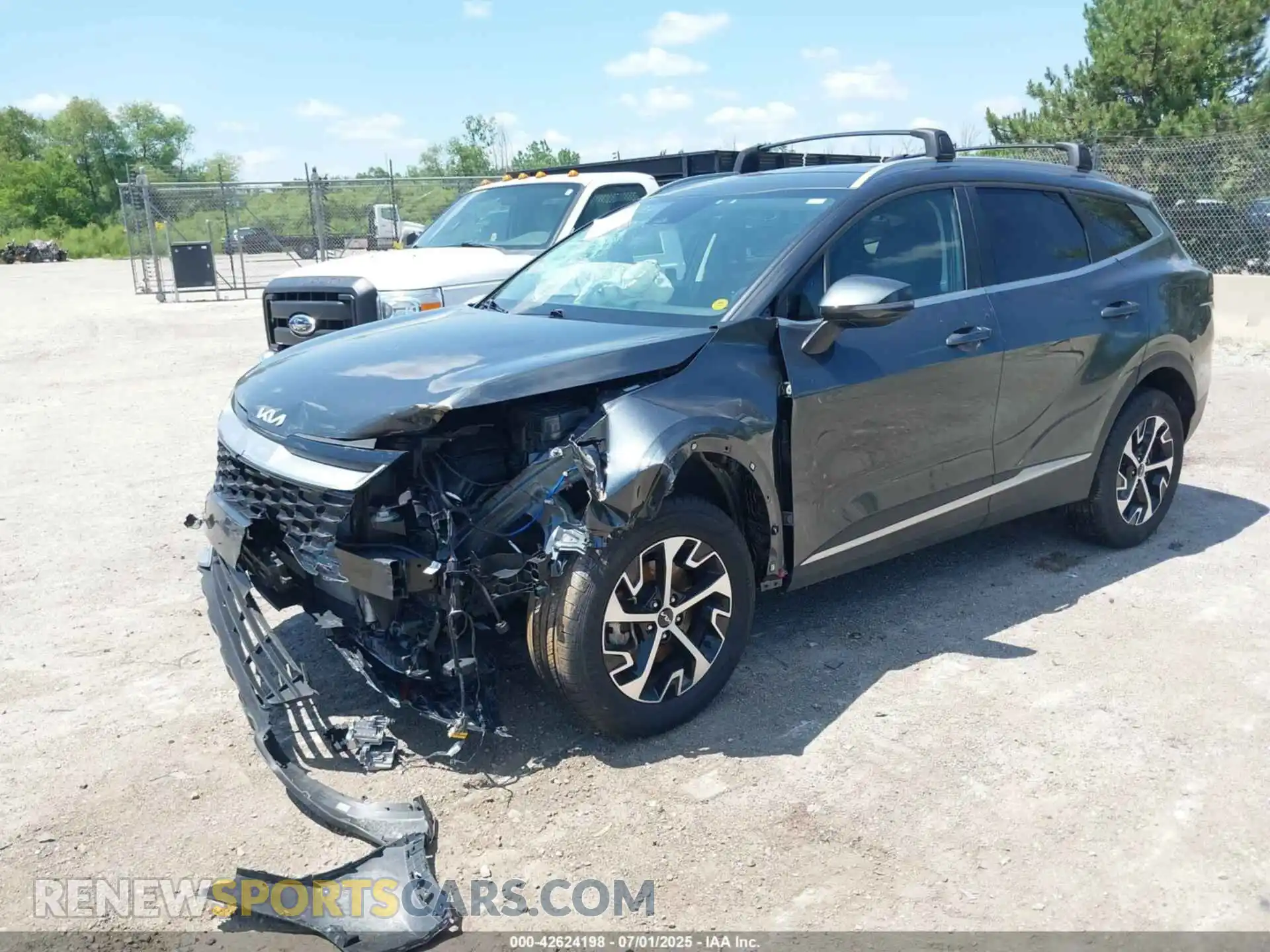2 Photograph of a damaged car KNDPVCDF3R7225579 KIA SPORTAGE 2024