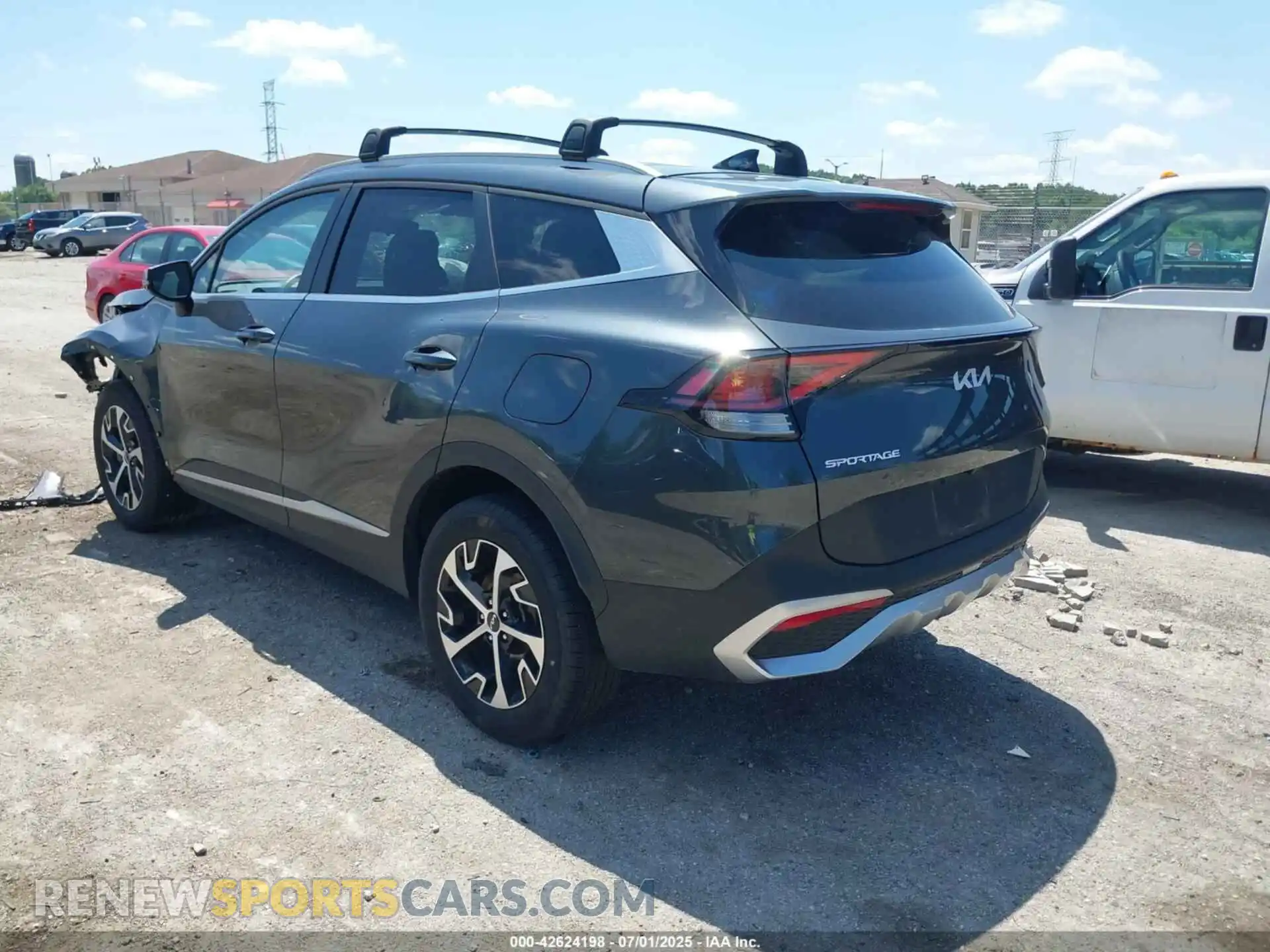 3 Photograph of a damaged car KNDPVCDF3R7225579 KIA SPORTAGE 2024