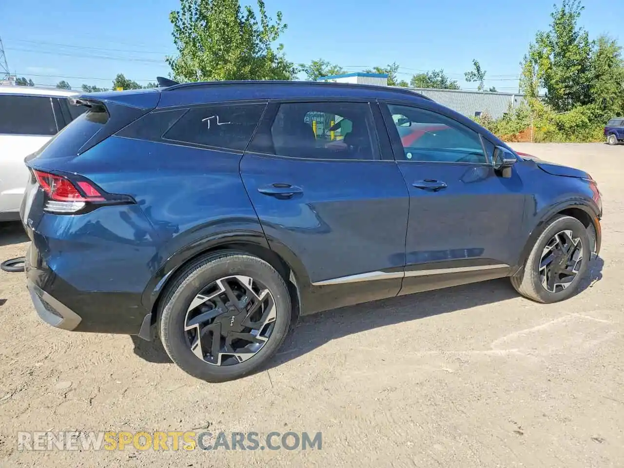 3 Photograph of a damaged car KNDPVCDF9R7222296 KIA SPORTAGE 2024