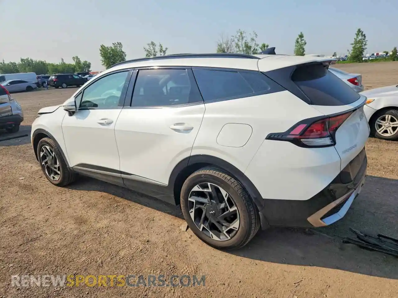 2 Photograph of a damaged car KNDPVCDFXR7253816 KIA SPORTAGE 2024