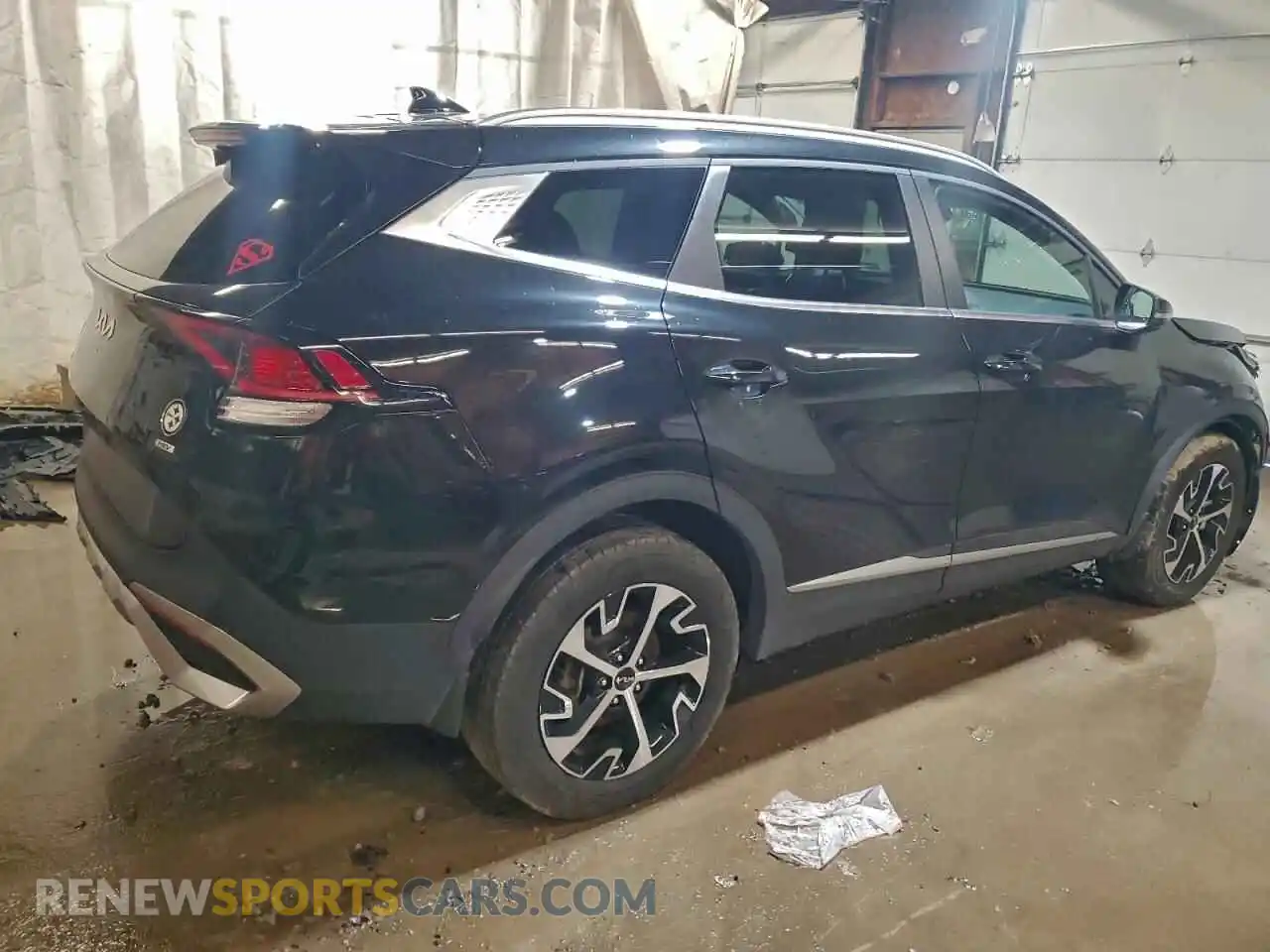 3 Photograph of a damaged car KNDPVCDG0R7152289 KIA SPORTAGE 2024