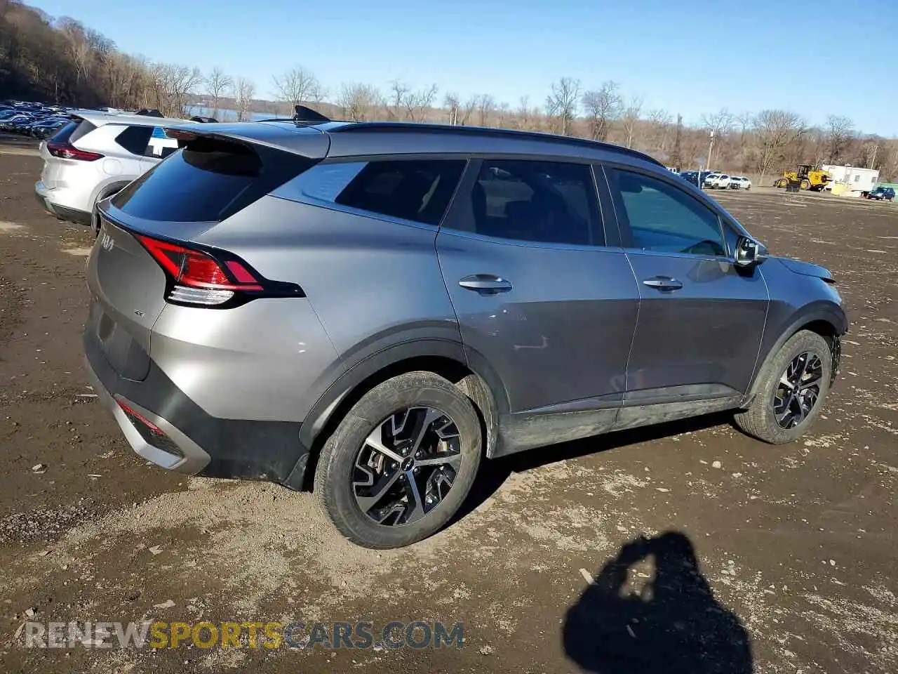 3 fotografías del automóvil dañado KNDPVCDF0S7369872 KIA SPORTAGE 2025