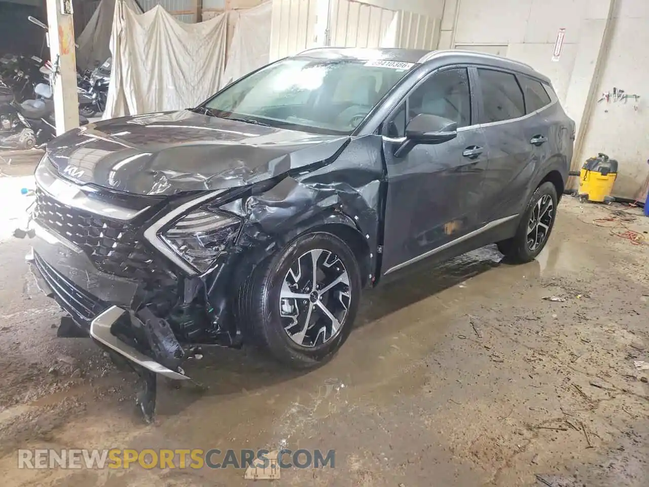 1 Photograph of a damaged car KNDPVCDF1S7344737 KIA SPORTAGE 2025
