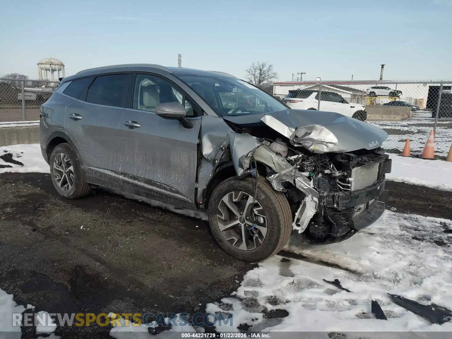 1 Photograph of a damaged car KNDPVCDF4S7332453 KIA SPORTAGE 2025