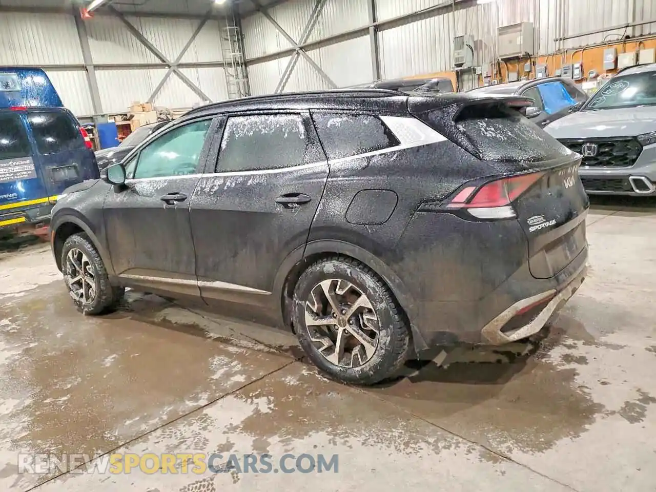 2 Photograph of a damaged car KNDPVCDF5S7383685 KIA SPORTAGE 2025