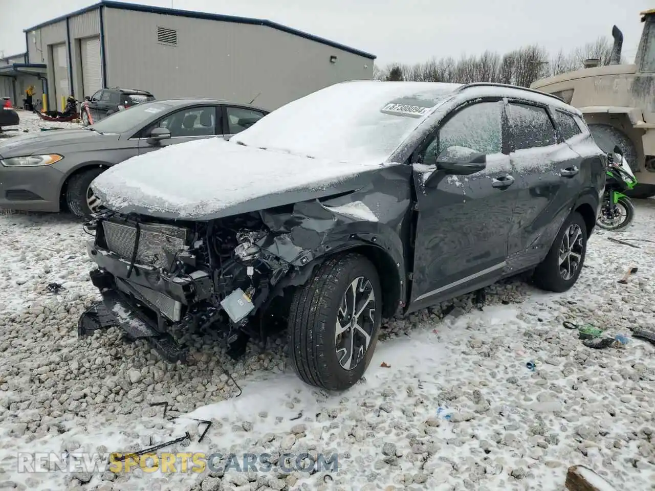 1 Photograph of a damaged car KNDPVCDF6S7333961 KIA SPORTAGE 2025