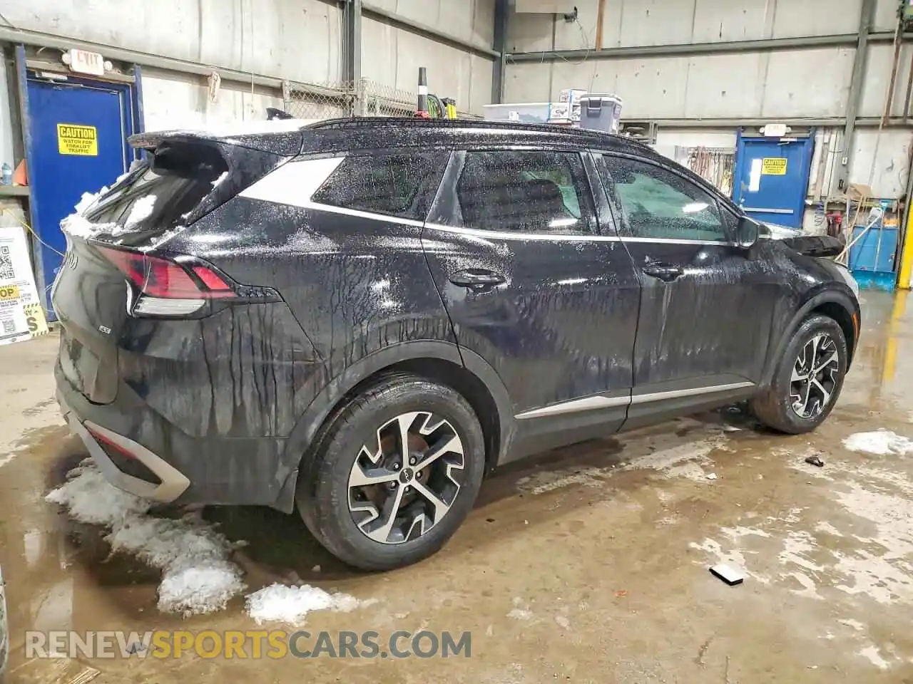 3 Photograph of a damaged car KNDPVCDFXS7348883 KIA SPORTAGE 2025