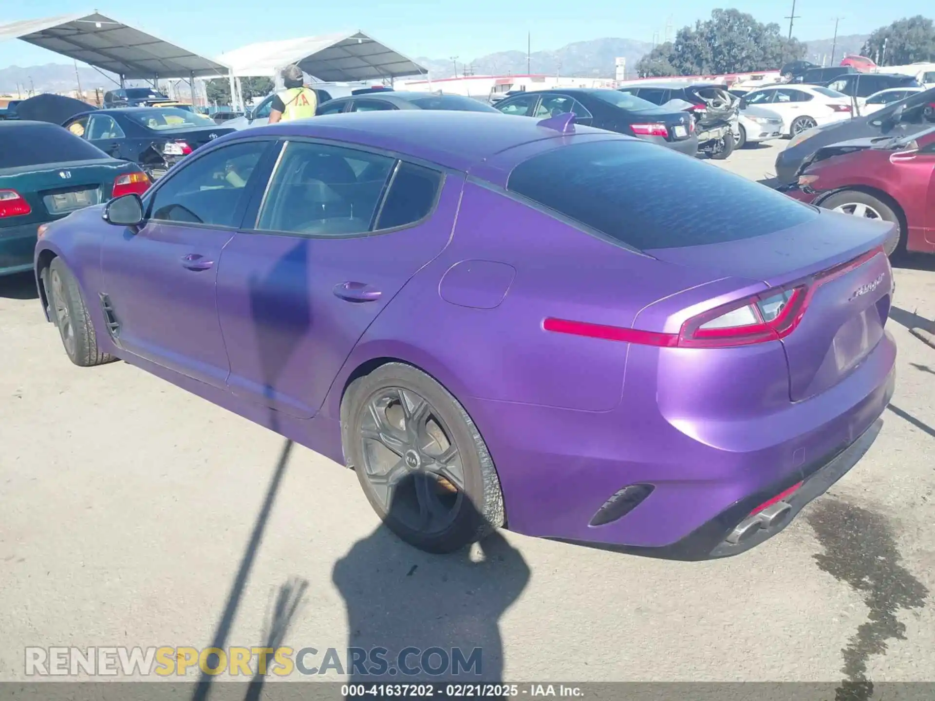 3 Photograph of a damaged car KNAE15LA1L6078533 KIA STINGER 2020