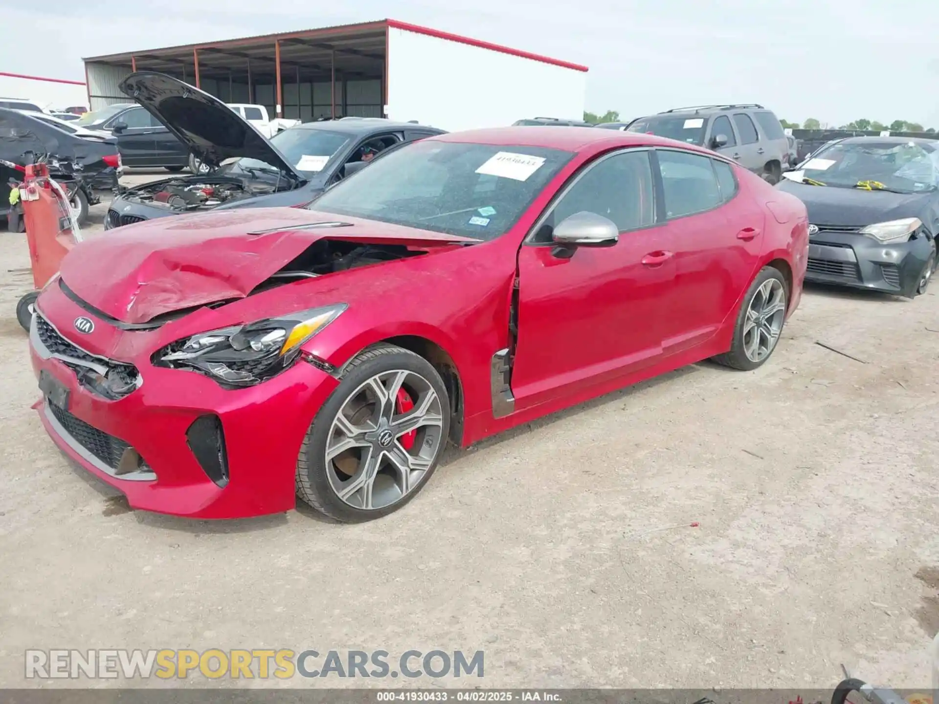 2 Фотография поврежденного автомобиля KNAE35LC8L6075740 KIA STINGER 2020