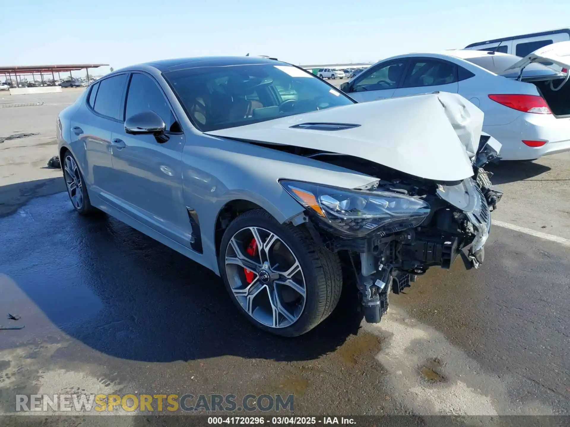 1 Photograph of a damaged car KNAE55LC8L6083914 KIA STINGER 2020