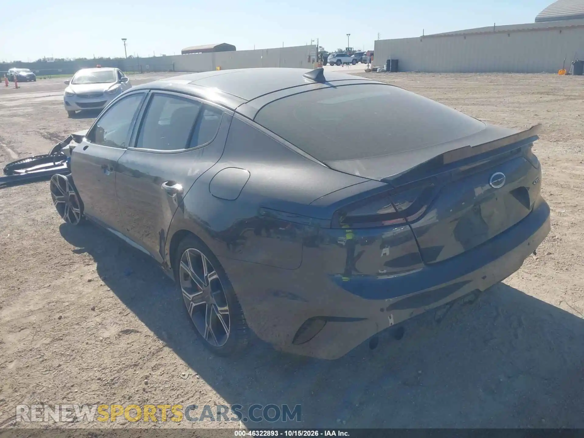 3 fotografías del automóvil dañado KNAE55LC0M6088297 KIA STINGER 2021