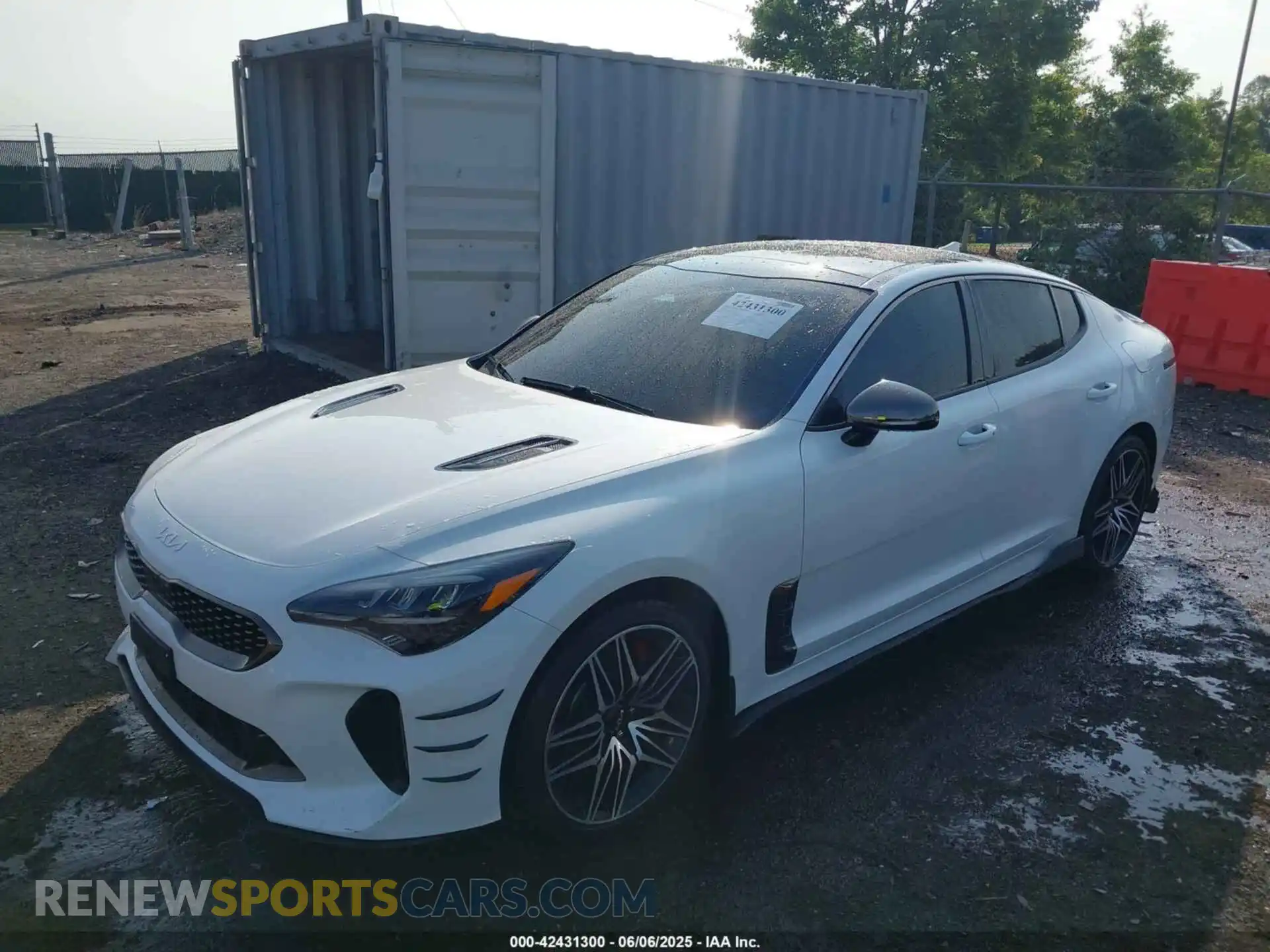 2 Фотография поврежденного автомобиля KNAE45LC4N6104182 KIA STINGER 2022