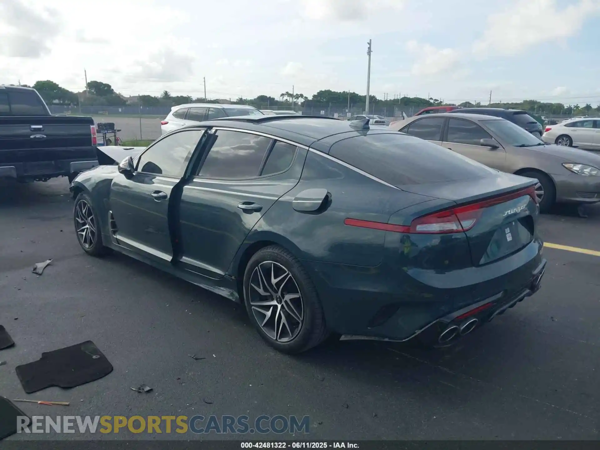 3 Photograph of a damaged car KNAE35LD1P6127708 KIA STINGER 2023