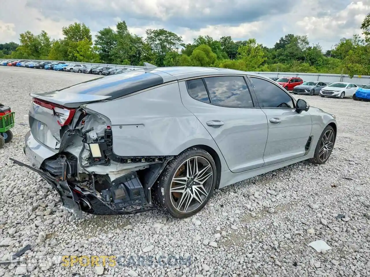 3 Фотография поврежденного автомобиля KNAE55LC6P6127446 KIA STINGER 2023
