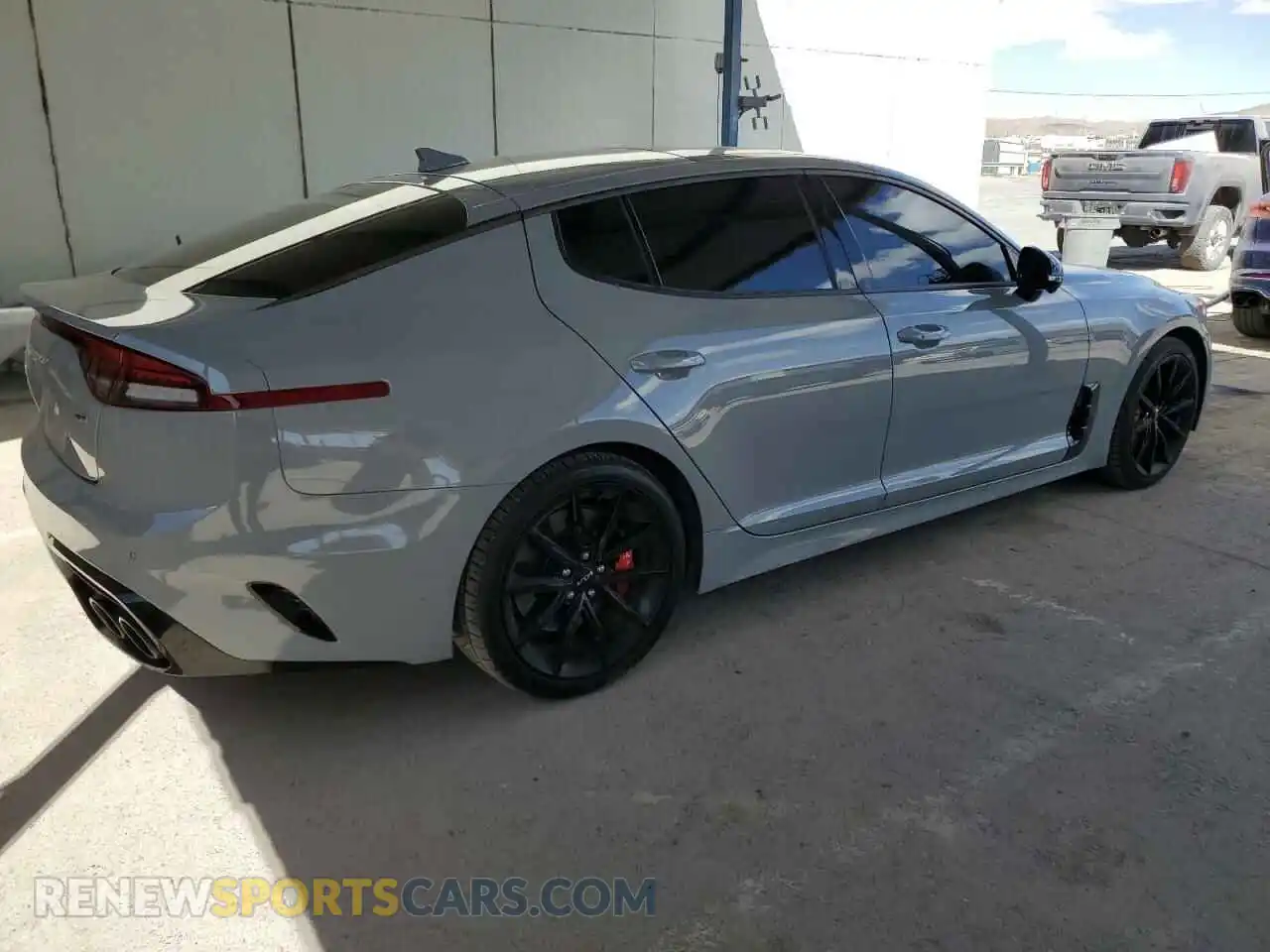 3 Photograph of a damaged car KNAE55LC6P6130623 KIA STINGER 2023
