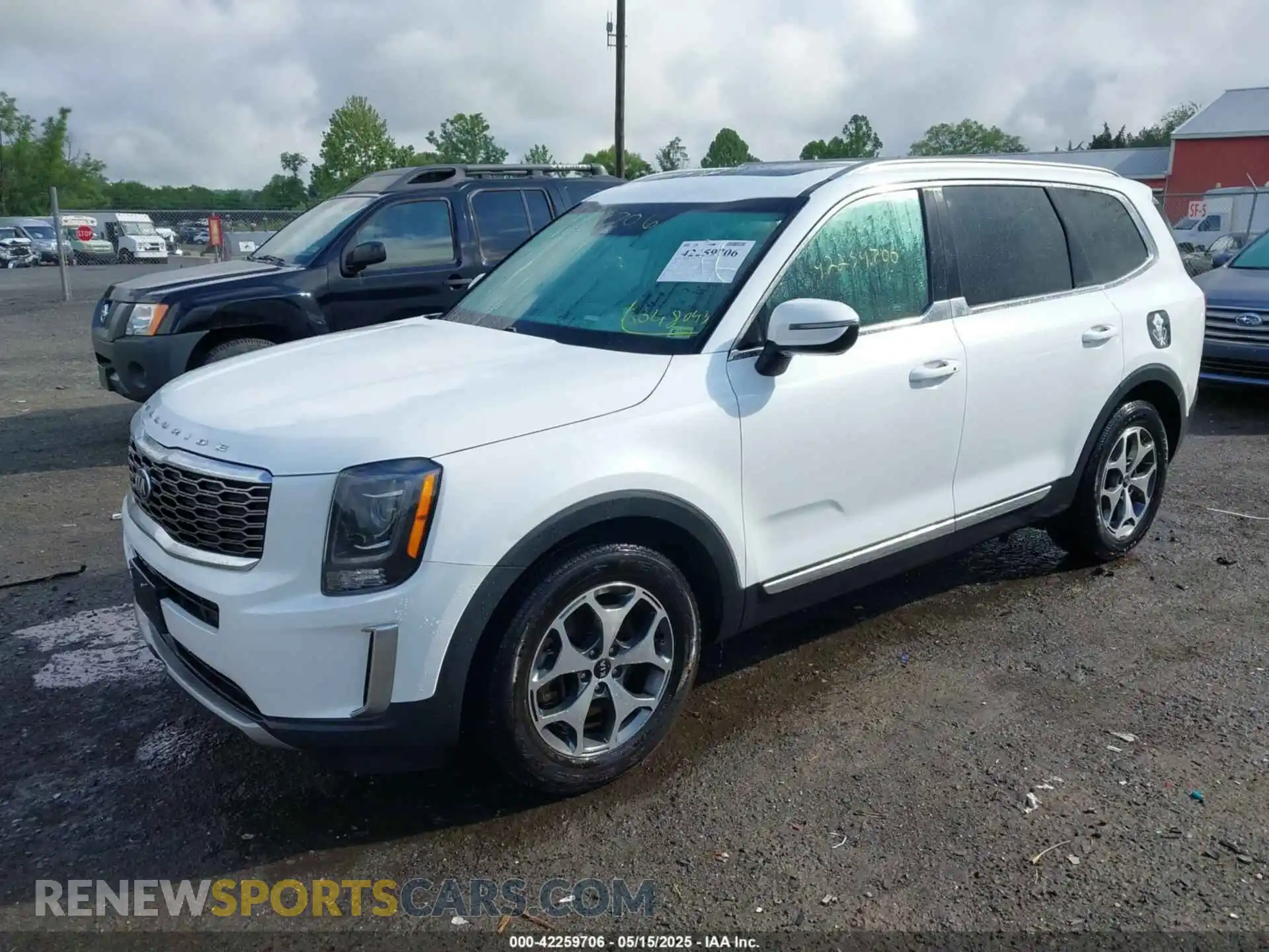 2 Photograph of a damaged car 5XYP3DHC0LG048043 KIA TELLURIDE 2020