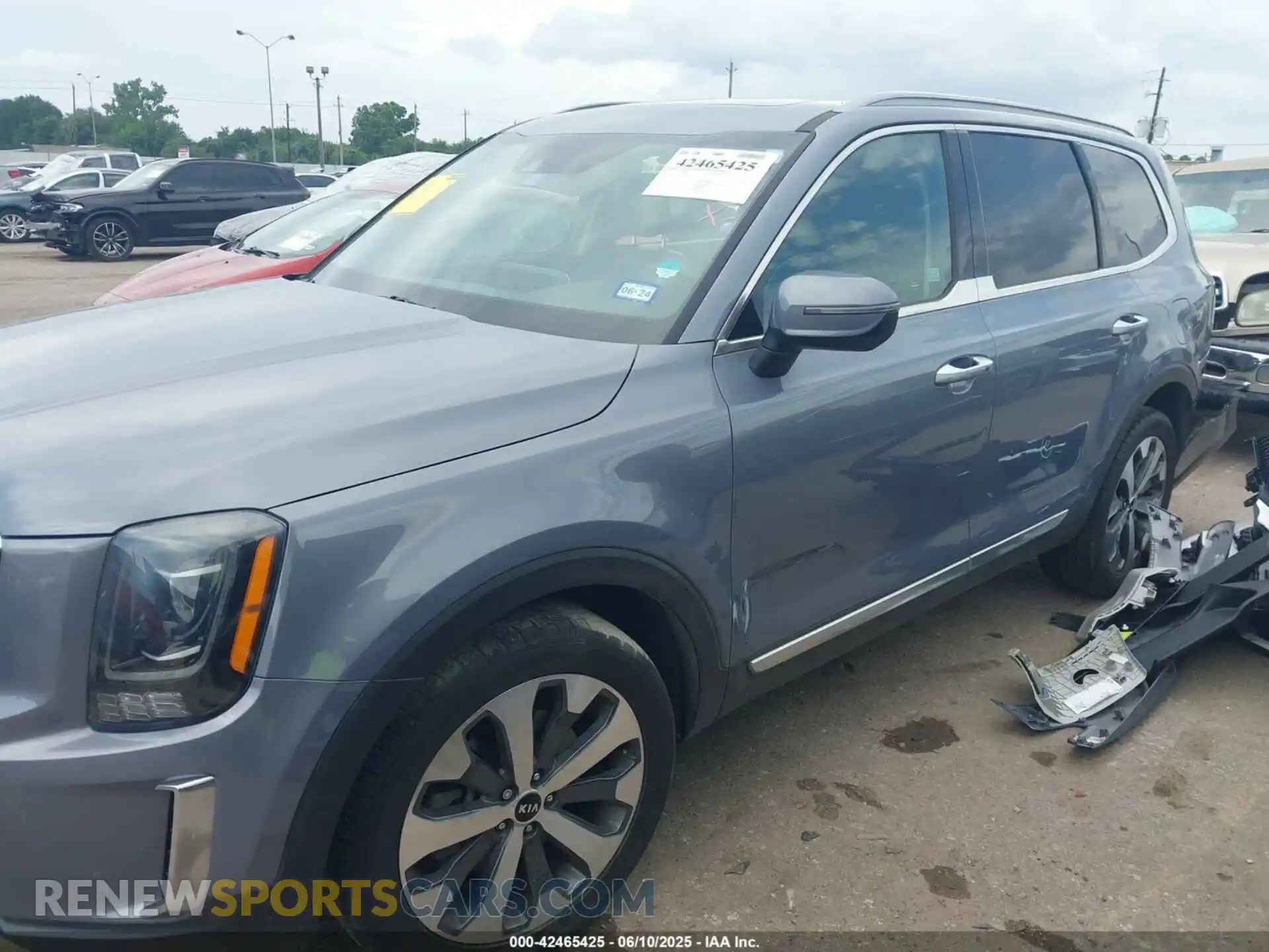 2 Photograph of a damaged car 5XYP64HC4LG027333 KIA TELLURIDE 2020