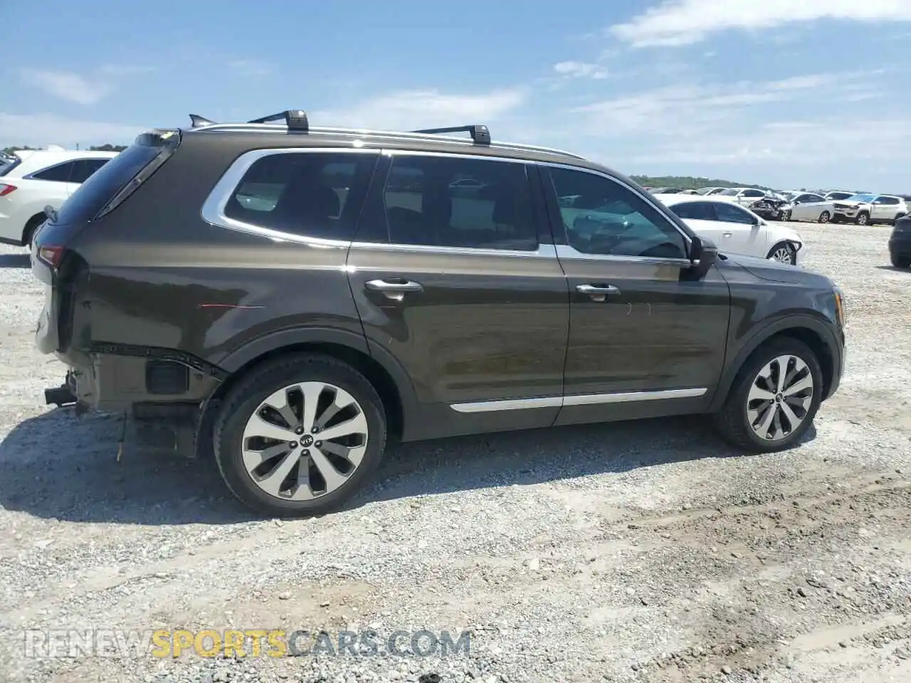 3 Photograph of a damaged car 5XYP64HC5LG046442 KIA TELLURIDE 2020