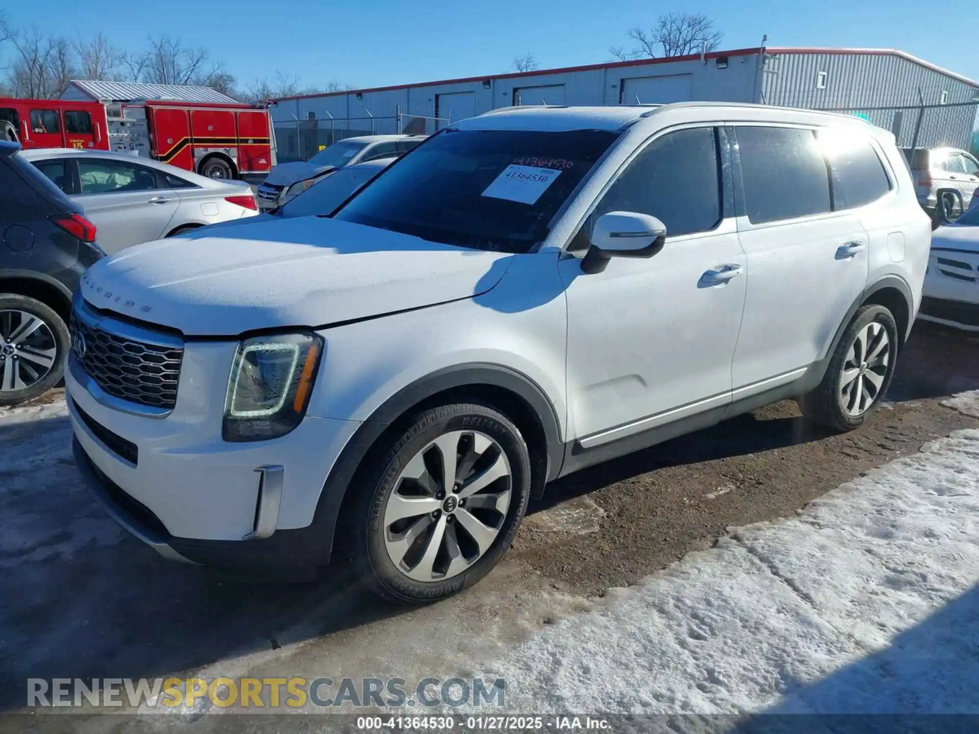 2 Photograph of a damaged car 5XYP64HC6LG093799 KIA TELLURIDE 2020
