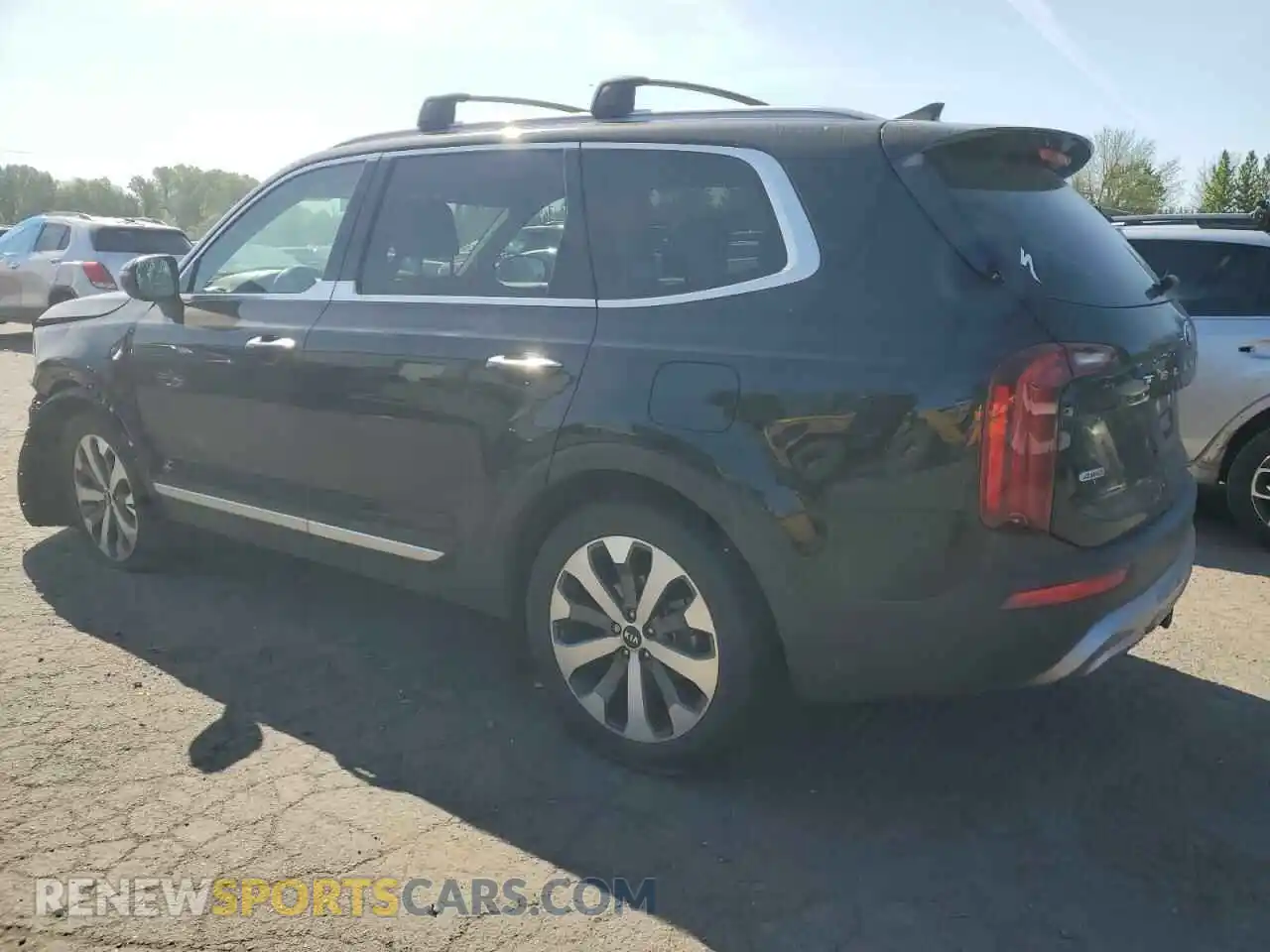 2 Photograph of a damaged car 5XYP6DHC0LG012733 KIA TELLURIDE 2020