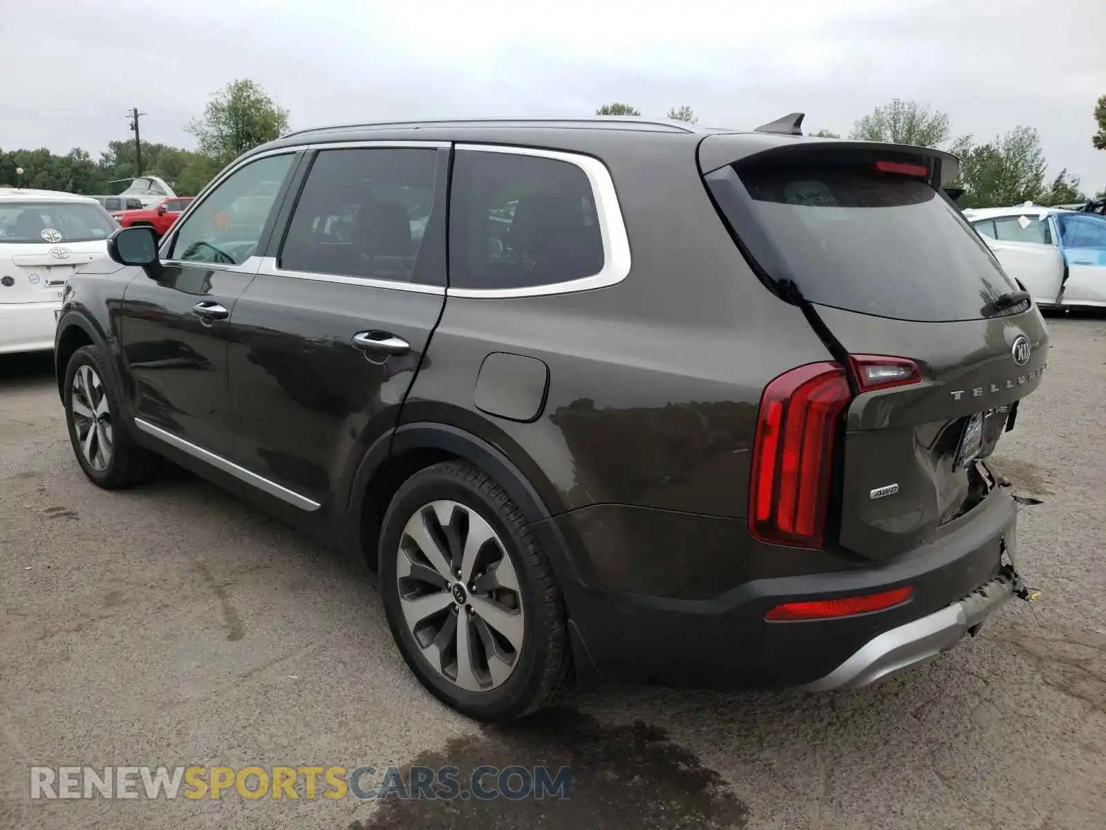 3 Photograph of a damaged car 5XYP6DHCXLG006986 KIA TELLURIDE 2020