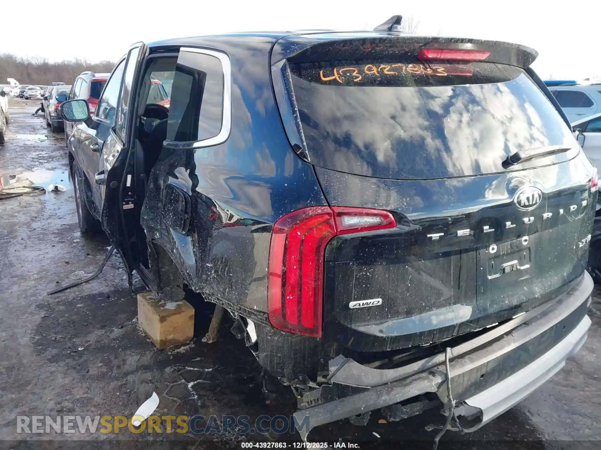 3 Photograph of a damaged car 5XYP2DHC2MG099791 KIA TELLURIDE 2021