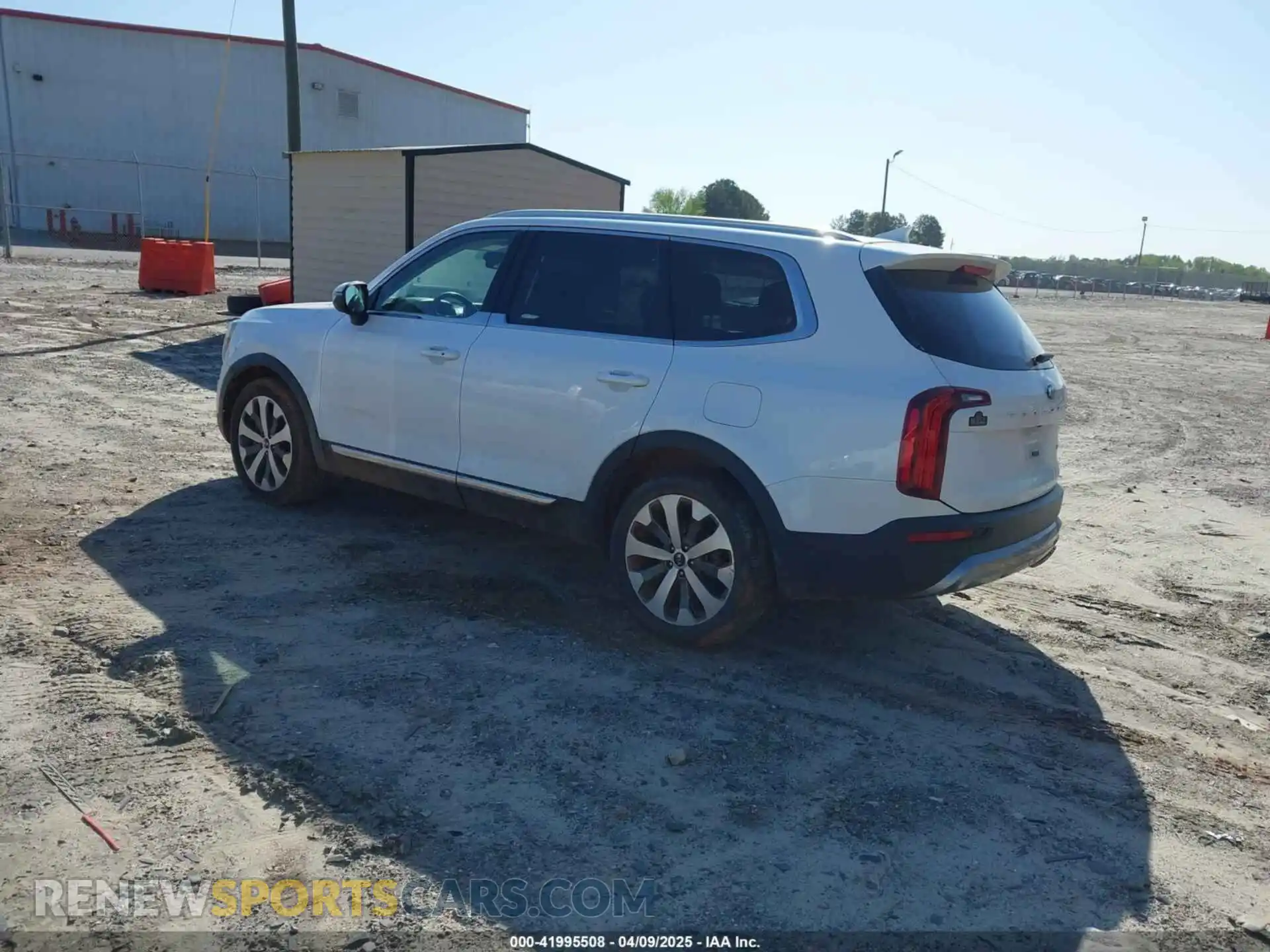 3 Photograph of a damaged car 5XYP34HC2MG112293 KIA TELLURIDE 2021