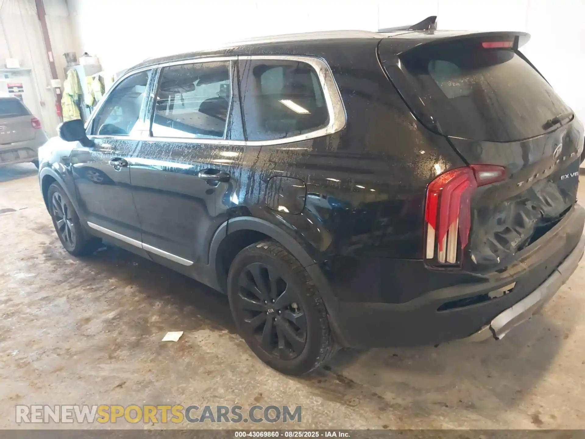 3 Photograph of a damaged car 5XYP34HC4MG149054 KIA TELLURIDE 2021