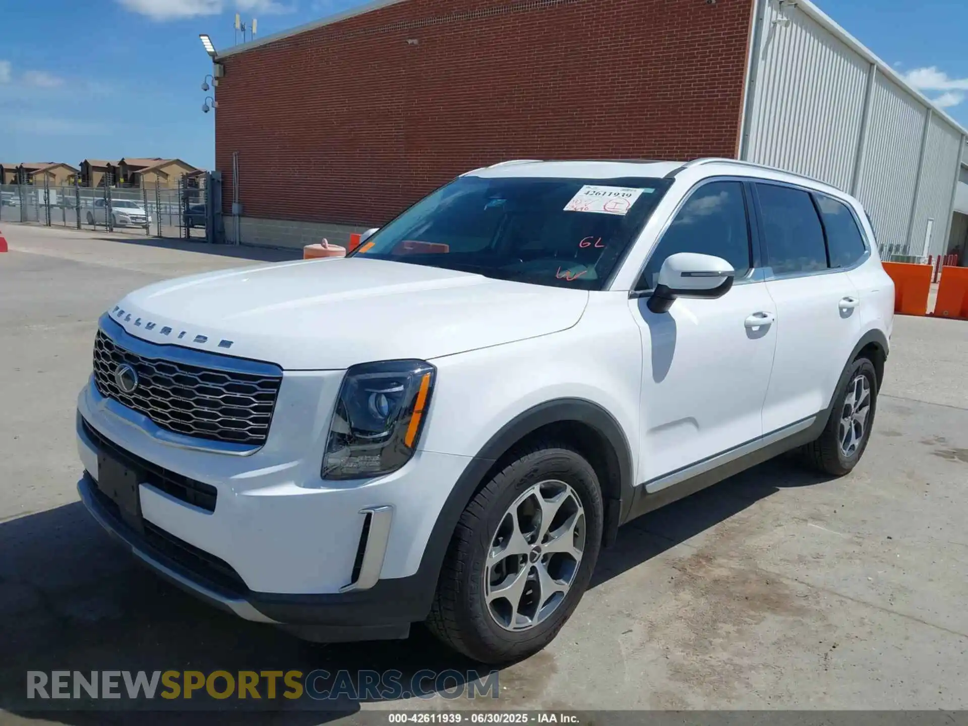 2 Photograph of a damaged car 5XYP34HC5MG192995 KIA TELLURIDE 2021