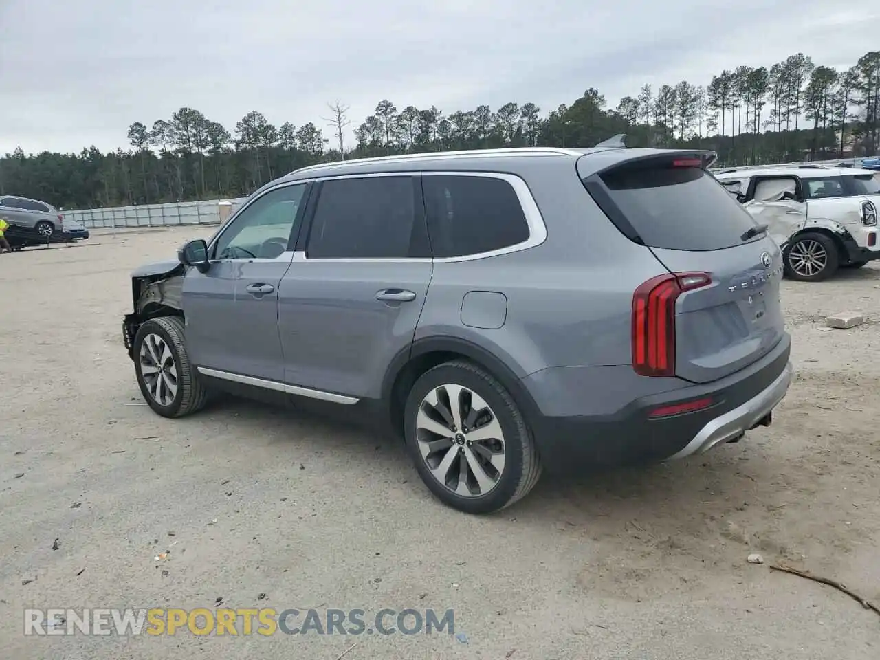 2 Photograph of a damaged car 5XYP34HCXMG151312 KIA TELLURIDE 2021