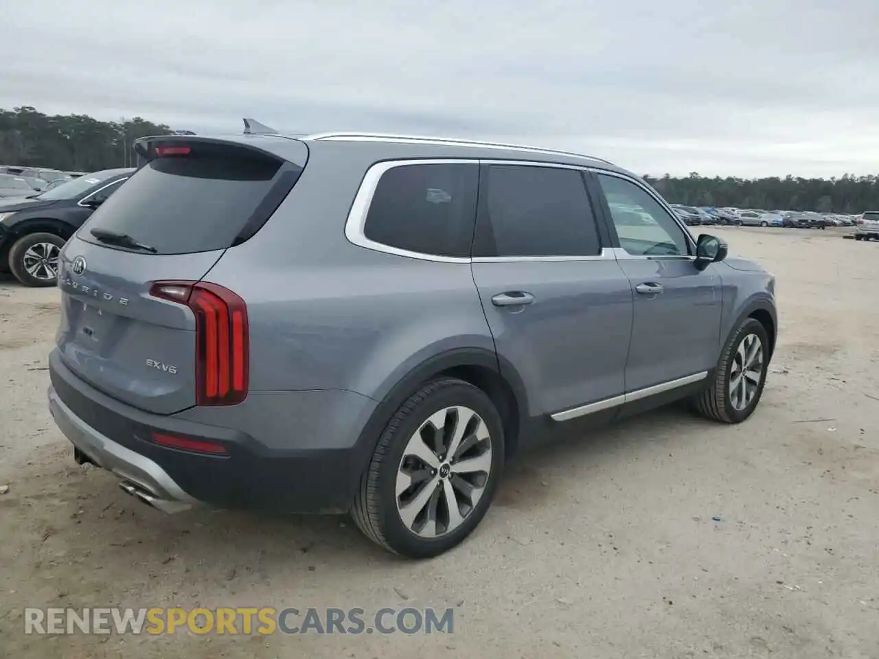 3 Photograph of a damaged car 5XYP34HCXMG151312 KIA TELLURIDE 2021