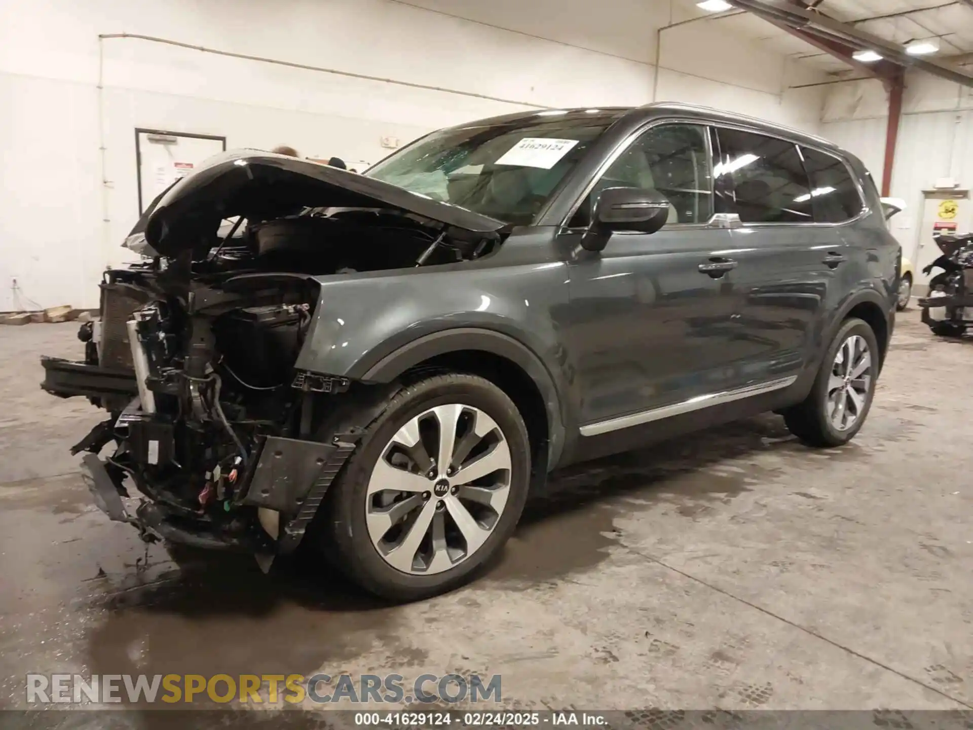 2 Photograph of a damaged car 5XYP3DHC9MG139717 KIA TELLURIDE 2021