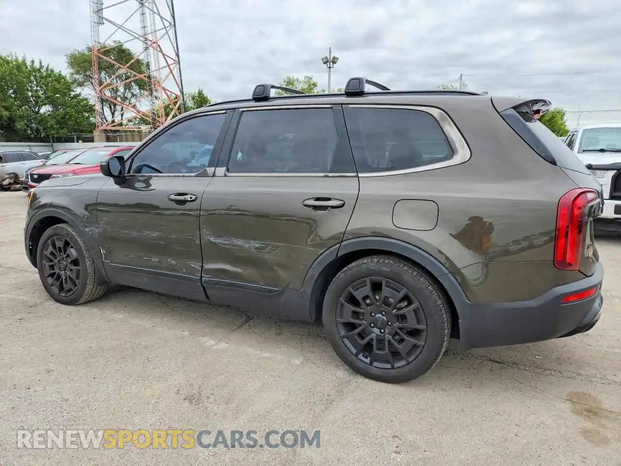 2 Photograph of a damaged car 5XYP3DHCXMG128287 KIA TELLURIDE 2021