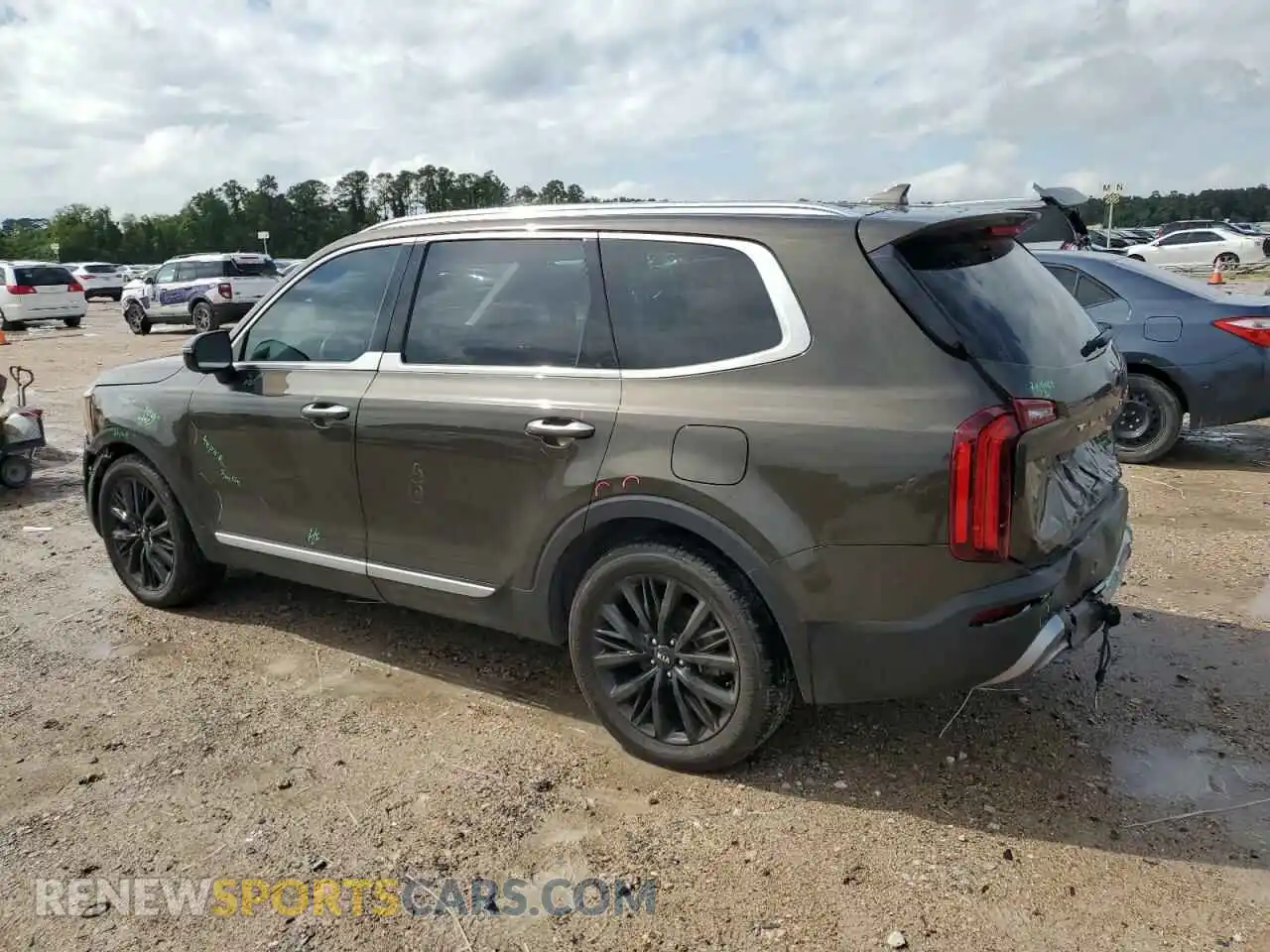 2 Photograph of a damaged car 5XYP54HC7MG134672 KIA TELLURIDE 2021