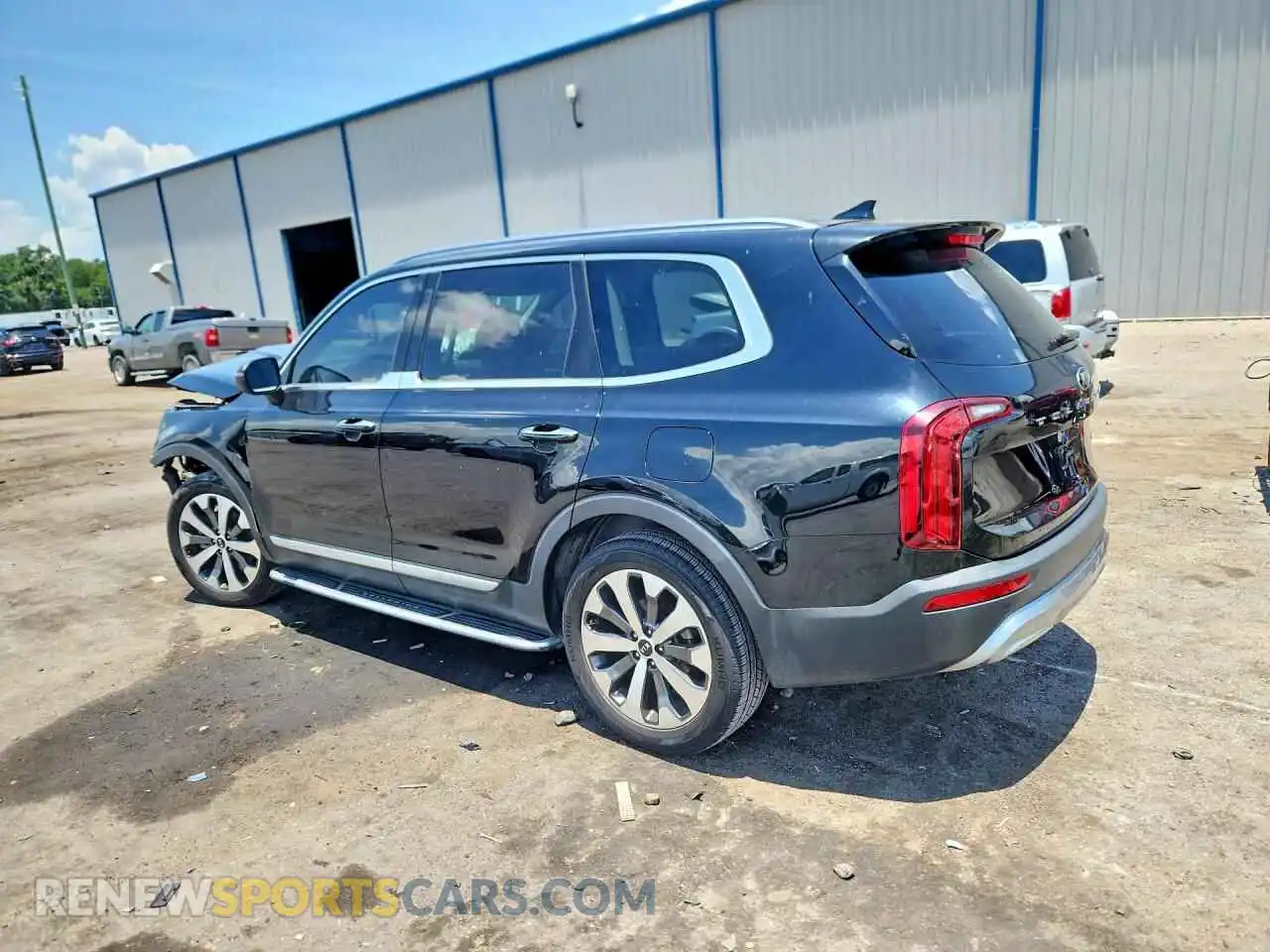 2 Photograph of a damaged car 5XYP64HC4MG102470 KIA TELLURIDE 2021