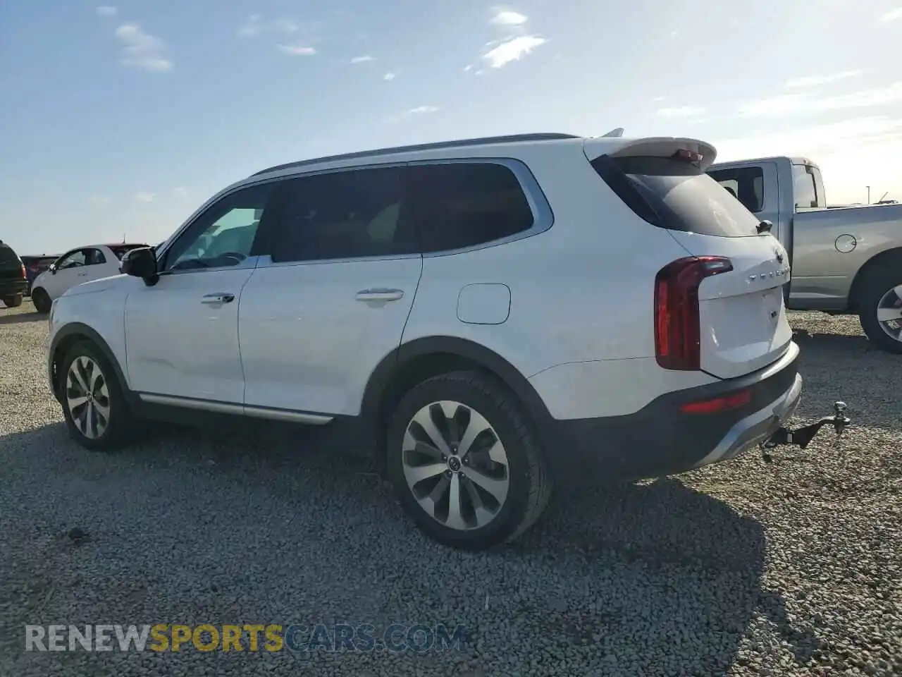 2 Photograph of a damaged car 5XYP64HC6MG106925 KIA TELLURIDE 2021