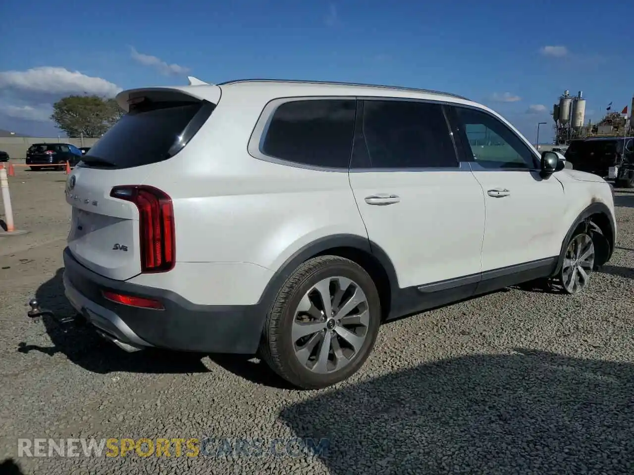 3 Photograph of a damaged car 5XYP64HC6MG106925 KIA TELLURIDE 2021