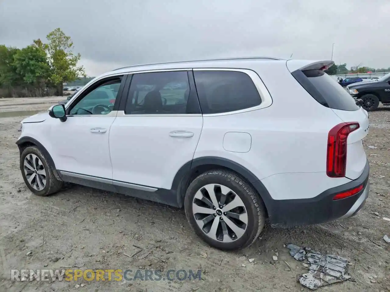 2 Photograph of a damaged car 5XYP64HC6MG118122 KIA TELLURIDE 2021