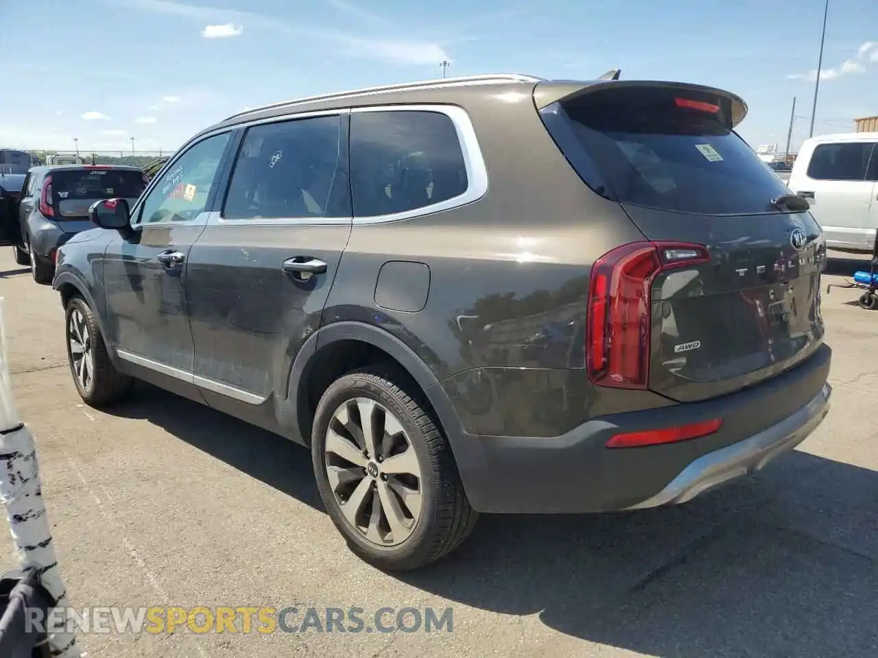 2 Photograph of a damaged car 5XYP6DHC0MG134980 KIA TELLURIDE 2021