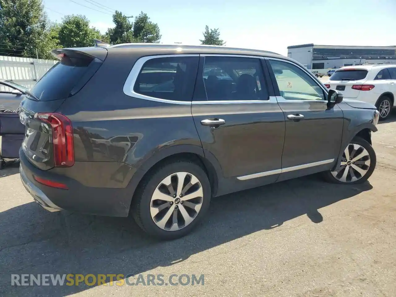 3 Photograph of a damaged car 5XYP6DHC0MG134980 KIA TELLURIDE 2021