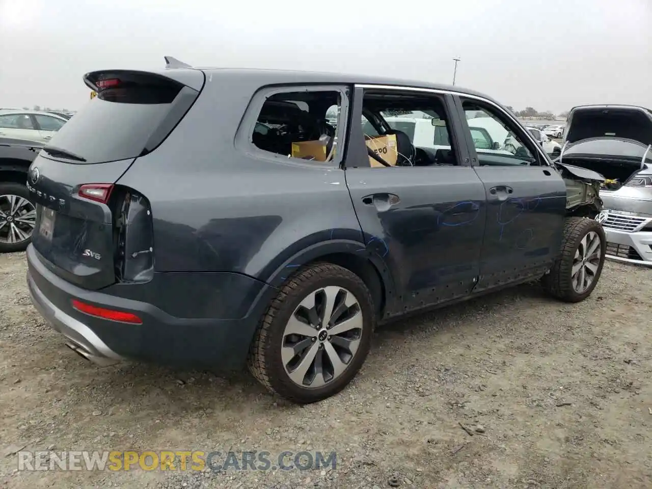 3 Photograph of a damaged car 5XYP6DHCXMG102375 KIA TELLURIDE 2021