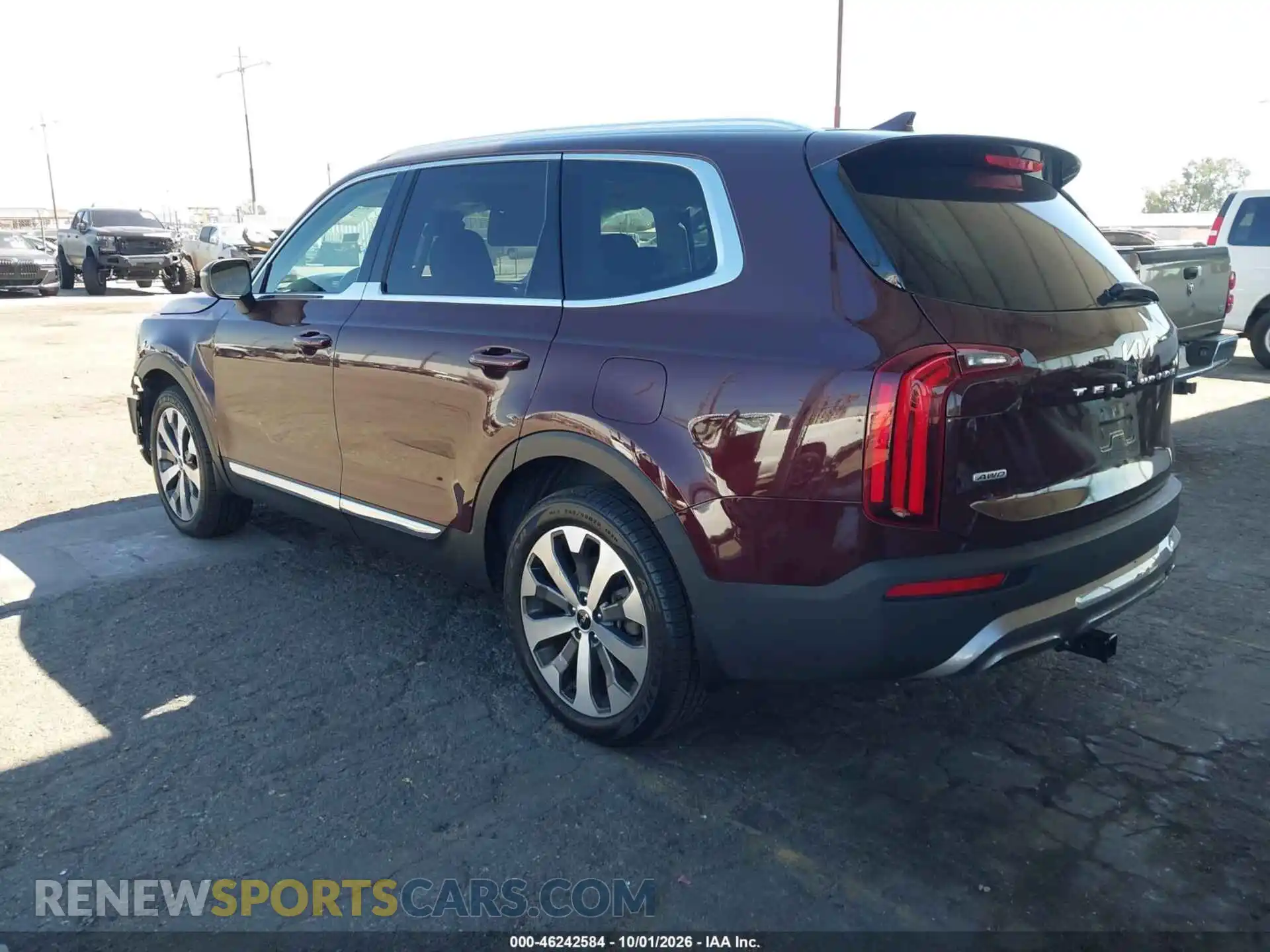 3 Photograph of a damaged car 5XYP3DHC5NG221171 KIA TELLURIDE 2022