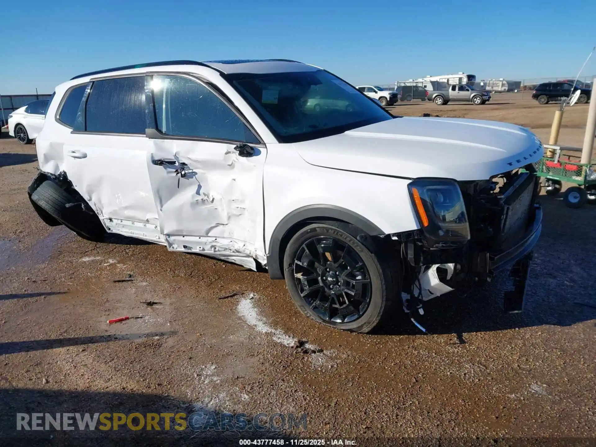 1 Photograph of a damaged car 5XYP5DHC6NG317742 KIA TELLURIDE 2022