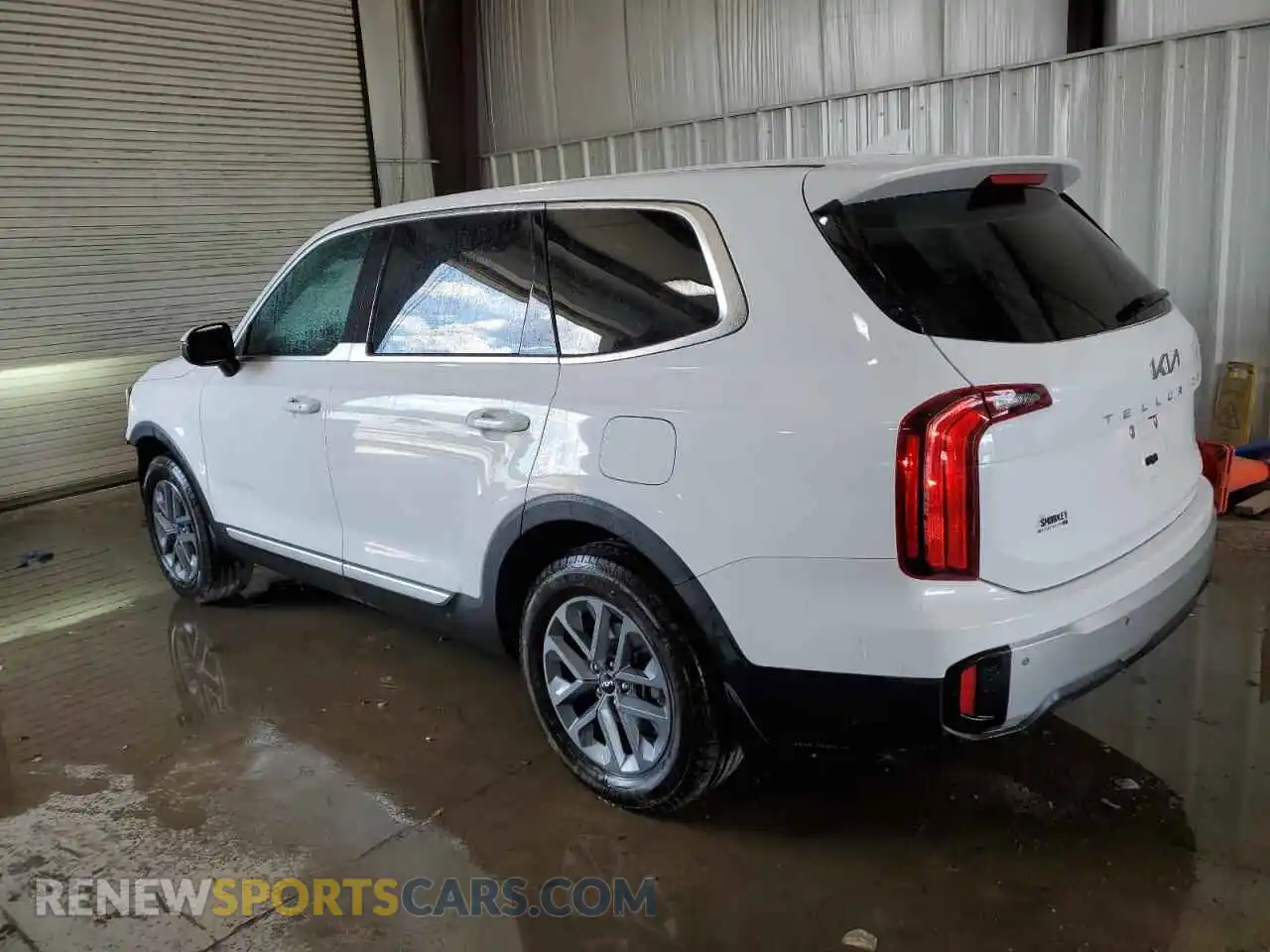 2 Photograph of a damaged car 5XYP2DGC0RG523252 KIA TELLURIDE 2024