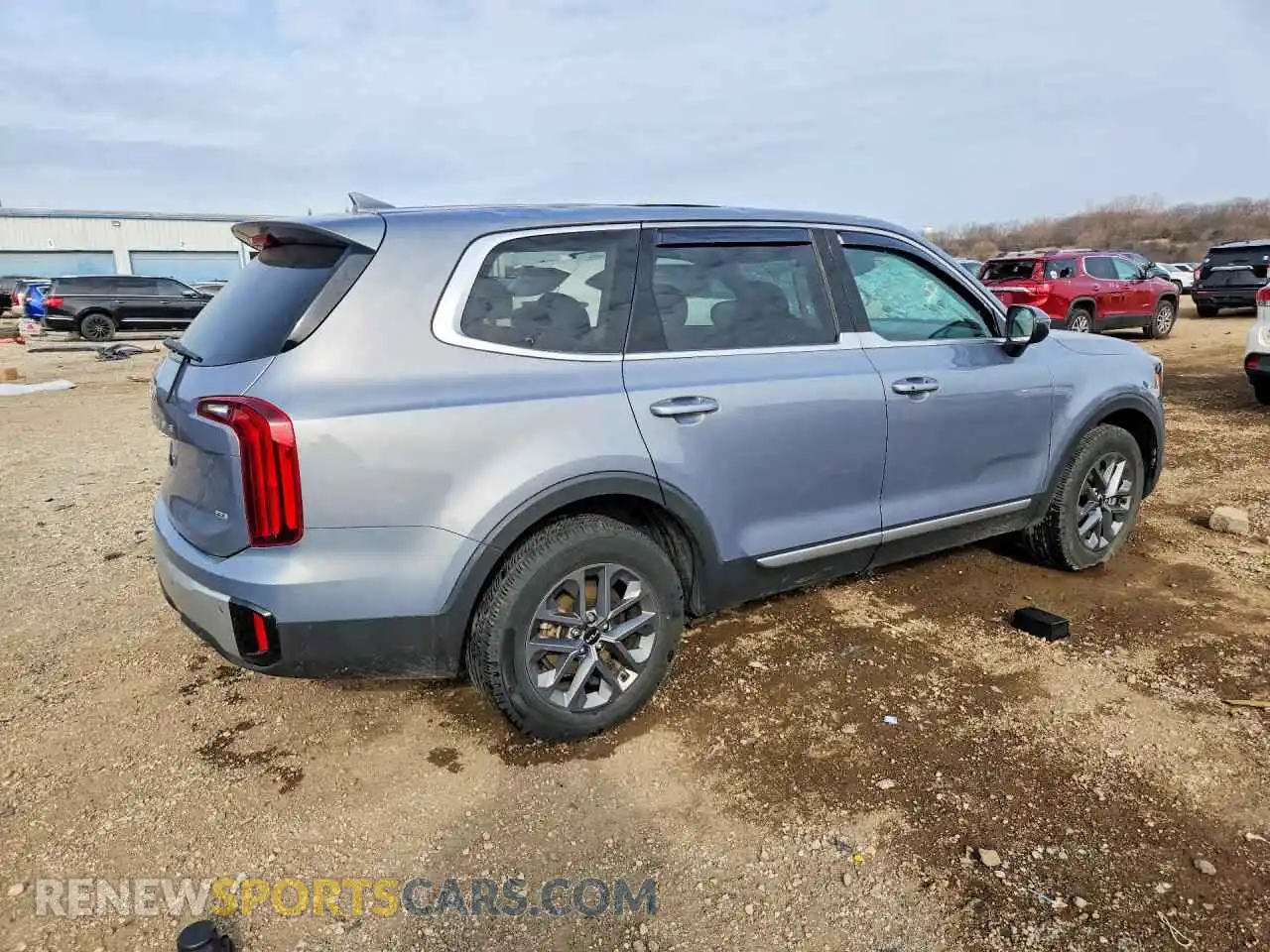 3 Photograph of a damaged car 5XYP2DGC4RG426734 KIA TELLURIDE 2024