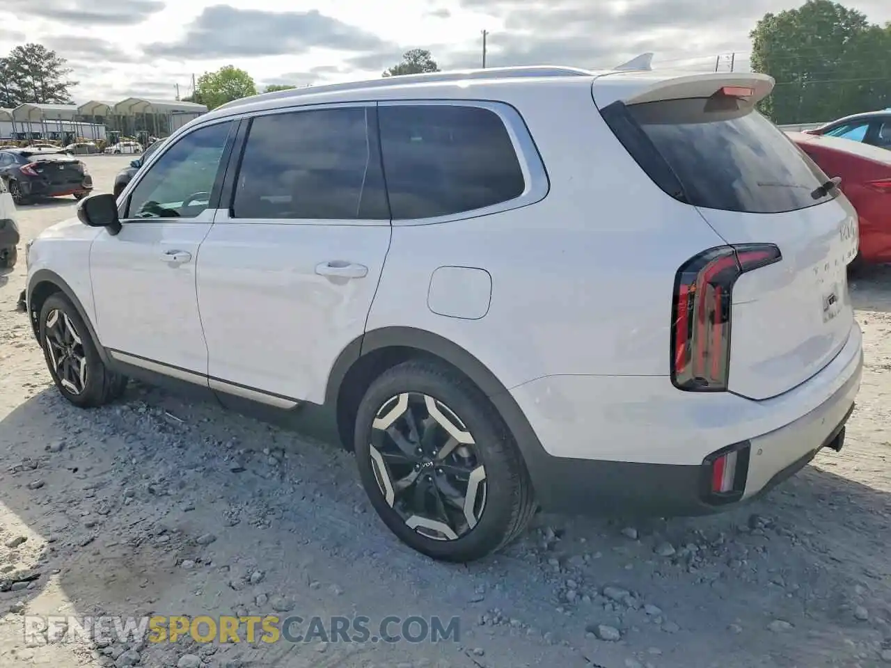 2 Photograph of a damaged car 5XYP34GC8RG536926 KIA TELLURIDE 2024