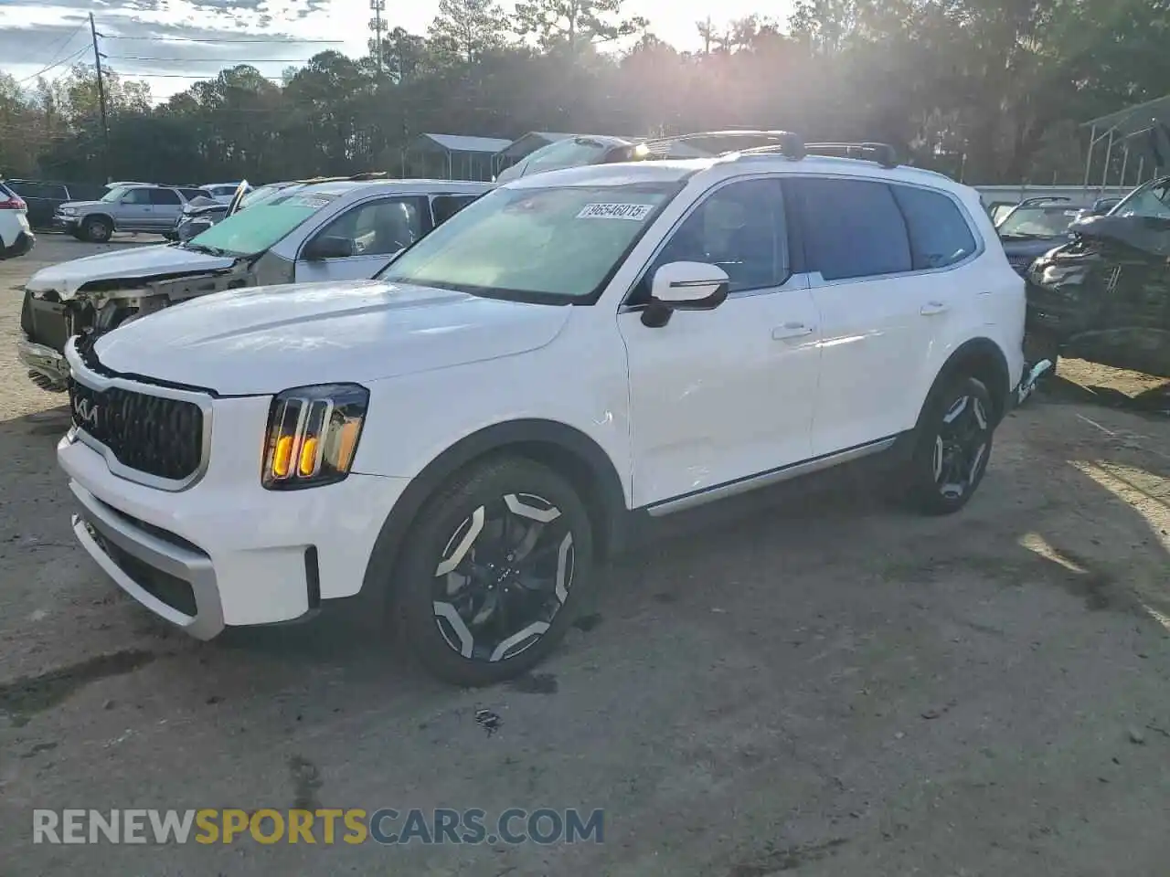 1 Photograph of a damaged car 5XYP34GC9RG525966 KIA TELLURIDE 2024