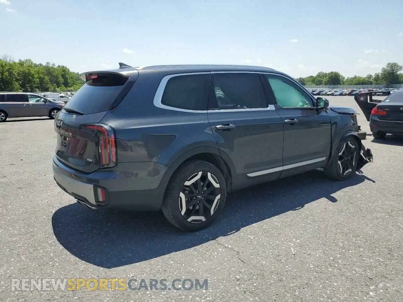 3 Photograph of a damaged car 5XYP3DGC0RG483526 KIA TELLURIDE 2024